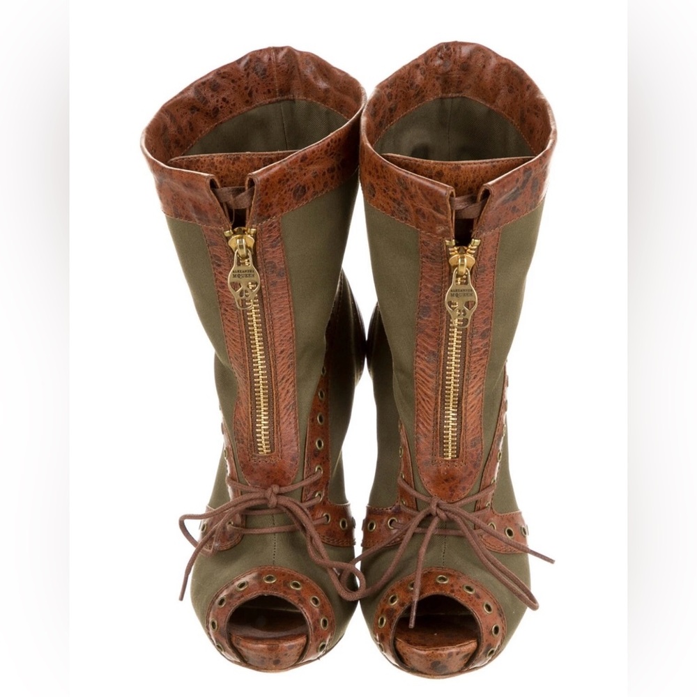 Alexander McQueen SS 2010 “Plato’s Atlantis” Lace-up Booties SZ 40